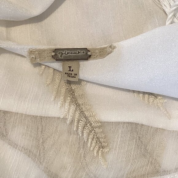 Gimmicks BKE White Chiffon Embroidered Open Shoulder Tie Back Top L 103N - Picture 8 of 9